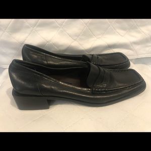 Etienne Aigner Women’s Casual Dress Shoes